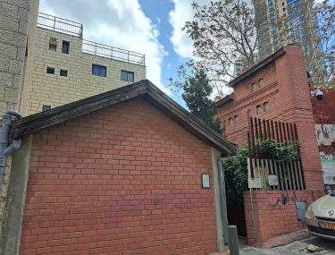 מאחורי השוק. צילום: ניר אורטל
