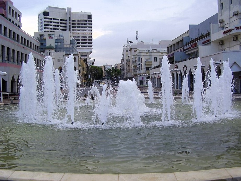 PikiWiki_Israel_12603_herbert_samuel_square_Avishai Teicher.jpg~RF642c4181