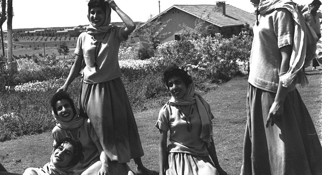 להקת ענבל, 1956