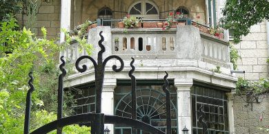 בית גרבדיאן במושבה הגרמנית, צילום - Adam Jones, ויקיפדיה