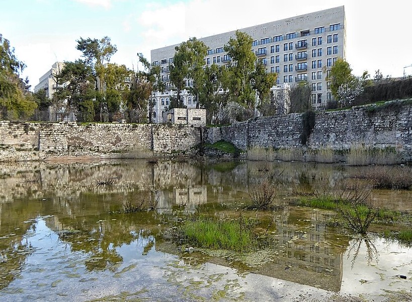 בריכת ממילא צילום: שאולה הייטנר פיקיוויקי