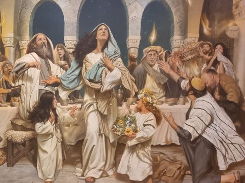 יצירת האומנות בחדר הפנטקוסט